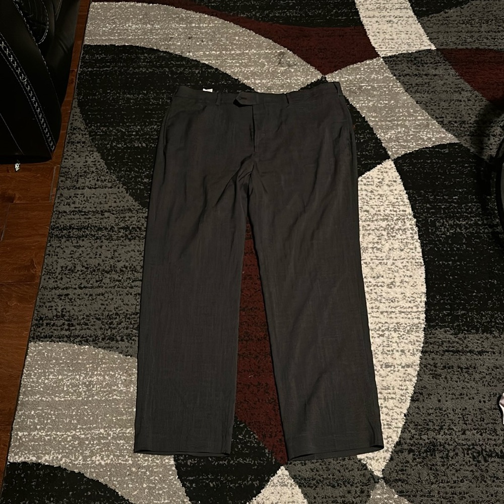Savane men’s pants, size 40 x 32, 98% polyester and 2% spandex